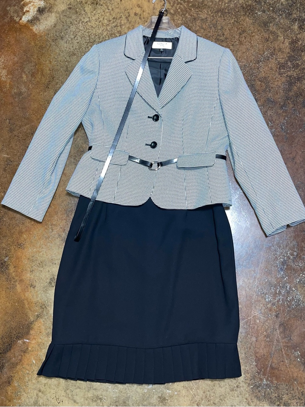 STRESA ASL Petite Suit Houndstooth Blazer w/Black Pencil Skirt and Two belts